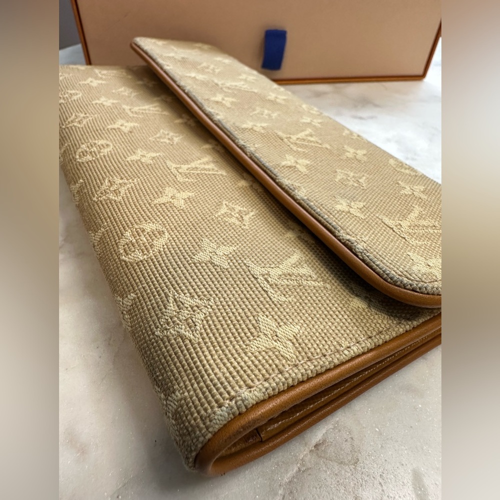 Louis Vuitton Monogram Mini Lin Sarah Wallet - Limited Edition Collectible